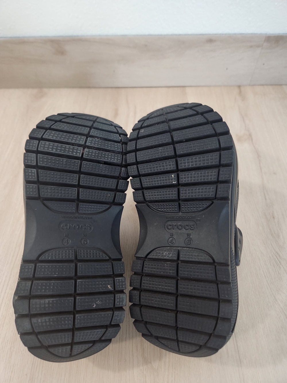 Crocs Clasic Plataform Black Clog Women's Shoes with Fun Charms - Picture 5 of 5